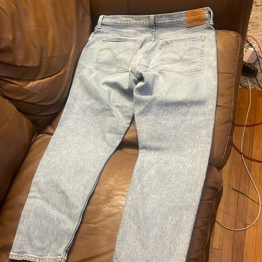 Levi’s soft faded blue jeans like new